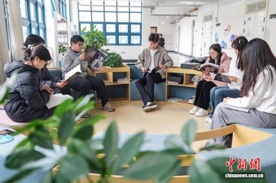 剧本杀《收网》 大学生沉浸式“解锁”防骗